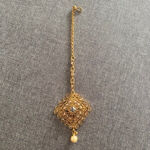 Teeka Pakistani/Indian Jewelry Headpiece Hanging Head Chain